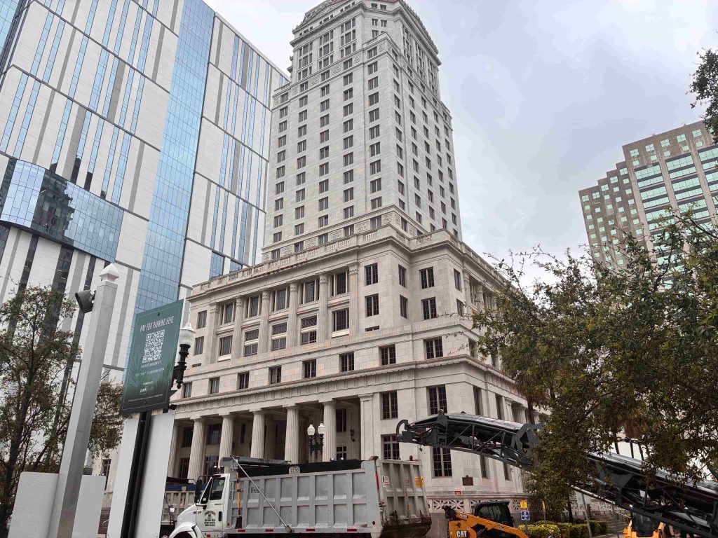 Miami-Dade County Judicial Complex located at 73 West Flagler Street, Miami, FL 33130, where flat fee probate attorneys from Florida Probate Law Group submit 17th Circuit estate filings for residents of Miami-Dade